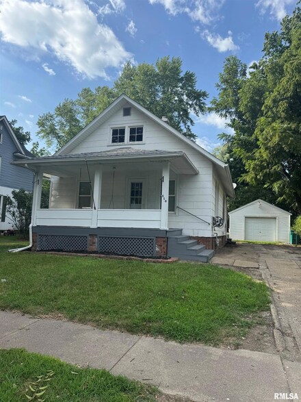 410 W Pierce St, Macomb, IL 61455