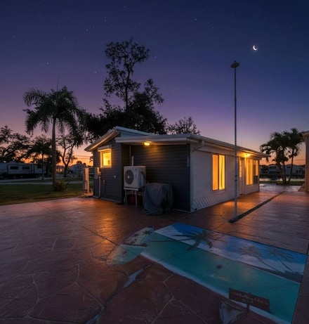 319 Winnebago Trail, Fort Myers Beach, FL 33931