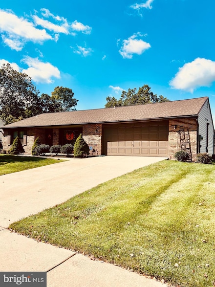 590 Gables Ct, Langhorne, PA 19047