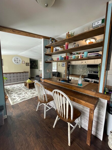 63 Two Mile Rd, Barrington, NH 03825