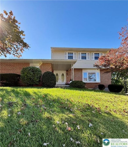 1733 Elmhurst Dr, Whitehall, PA 18052