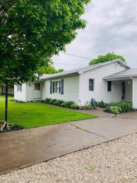 119 Sanjubar Dr, Marietta, OH 45750