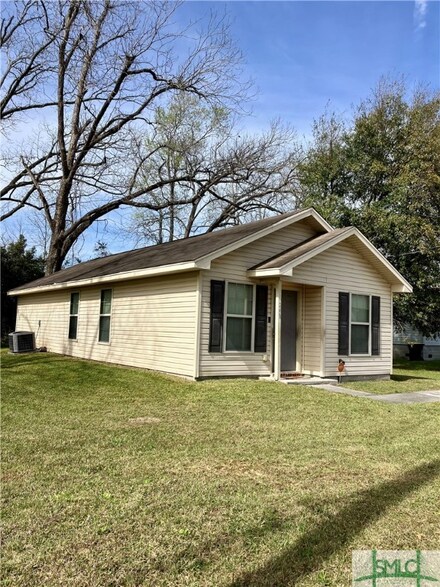 248 Wright St, Savannah, GA 31408