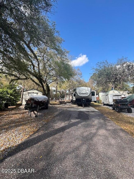 14116 NE 253rd Avenue Rd, Lake Kerr, FL 32134