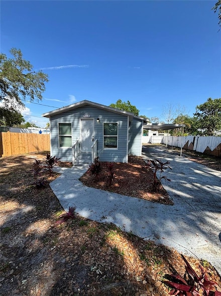 5015 N 29th St, Tampa, FL 33610
