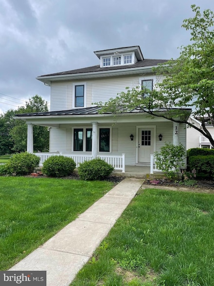 12 N Kinzer Rd, Kinzers, PA 17535