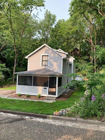 112 Harriet St S, Stillwater, MN 55082