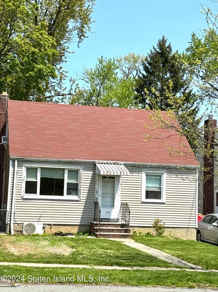 23 Buel Ave, Staten Island, NY 10304