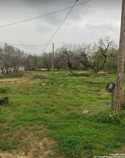 1610 Marion Ave, Jourdanton, TX 78026