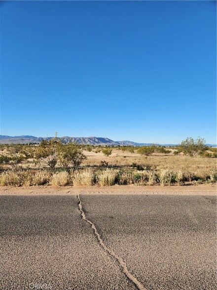0 Nomwaket Rd, Apple Valley, CA 92307