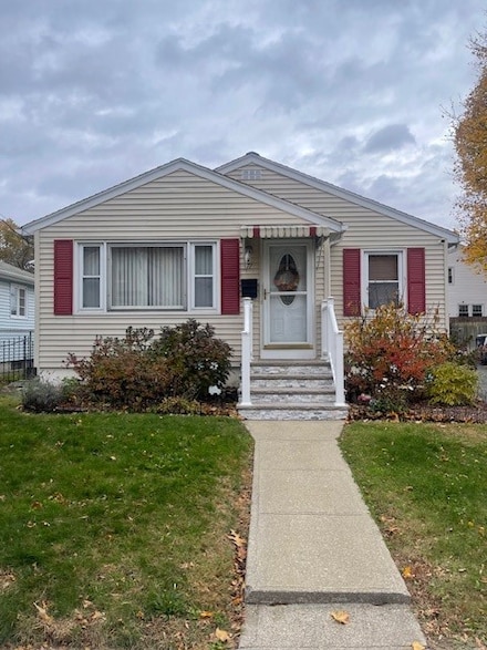 71 Brush Hill Rd, Providence, RI 02909