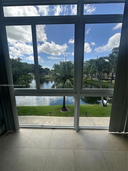 3431 NW 50th Ave Unit 206, Lauderdale Lakes, FL 33319