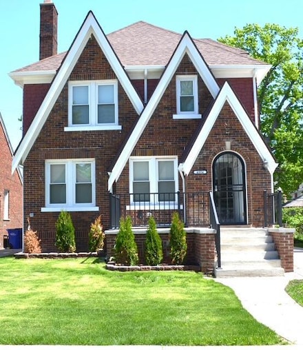 4884 3 Mile Dr, Detroit, MI 48224