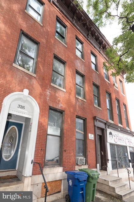328 N Paca St, Baltimore, MD 21201