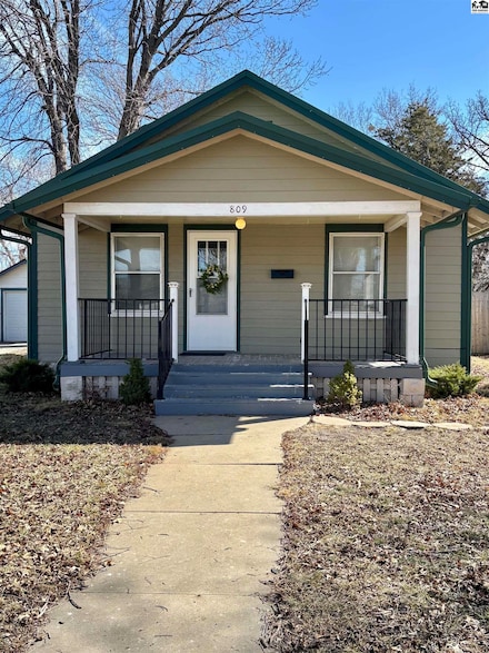 809 S Ash St, McPherson, KS 67460