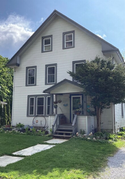 85 Davis St, Rutland, VT 05701