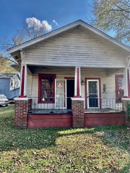 3514 Kenilworth St, Dallas, TX 75210