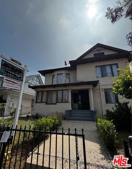 1678 Roosevelt Ave, Los Angeles, CA 90006