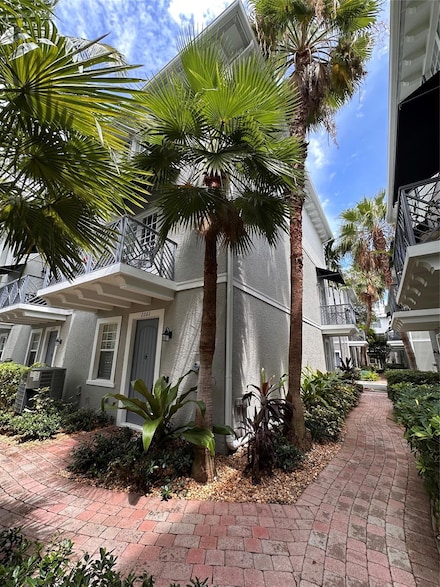 2261 NE 9th Ave Unit 2261, Wilton Manors, FL 33305