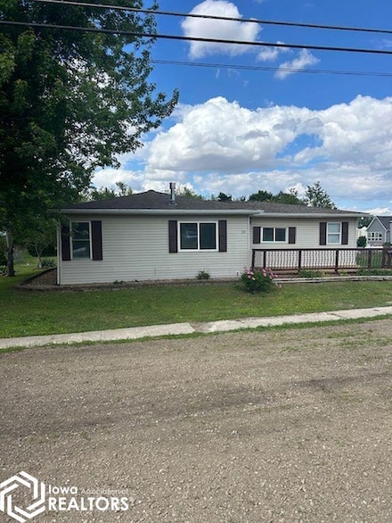 115 W 2nd St, Gladbrook, IA 50635