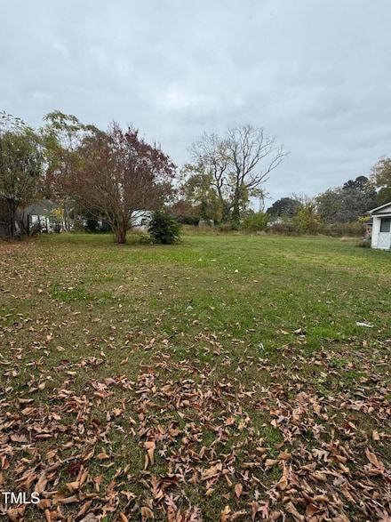 332 Hamilton St, Henderson, NC 27536