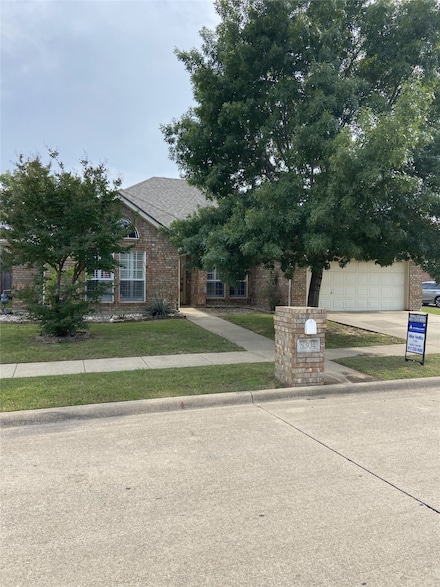 8304 Emerald Cir, North Richland Hills, TX 76180