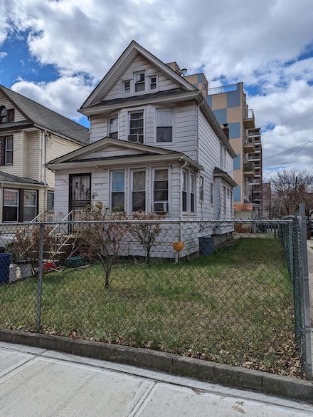 89-02 171st St, Jamaica, NY 11432