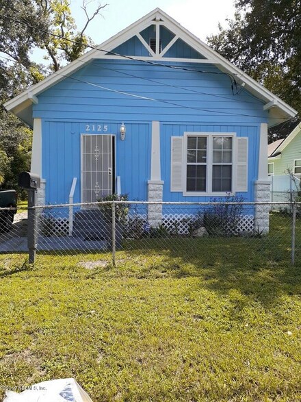 2125 Lambert St, Jacksonville, FL 32206