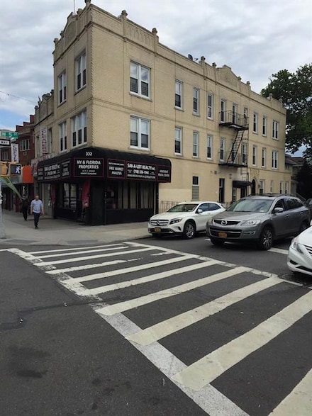 332 Kings Hwy, Brooklyn, NY 11223