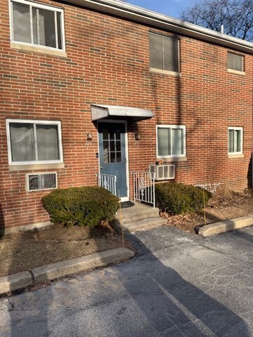 151 Bishop Dr, Framingham, MA 01702