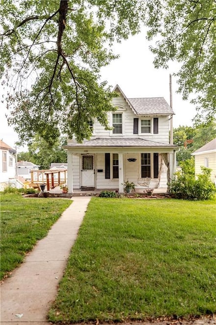 1134 Atchison St, Atchison, KS 66002