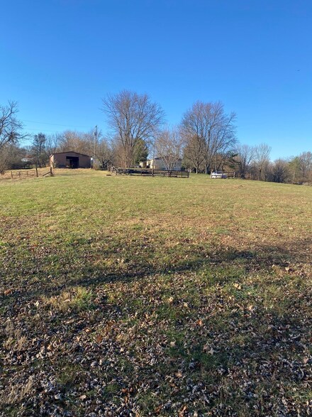 971 Merrell Rd, Hebron, KY 41048