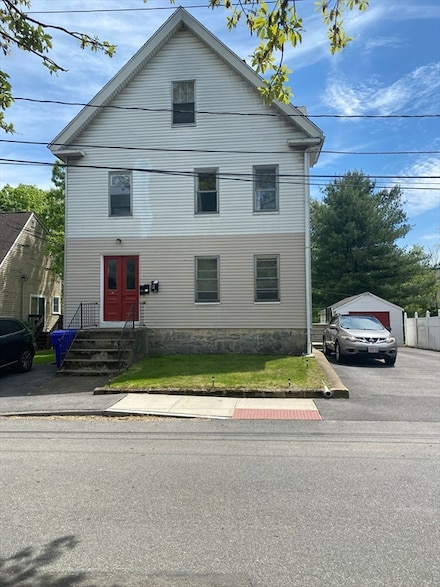 19 Stanley Ave, Taunton, MA 02780