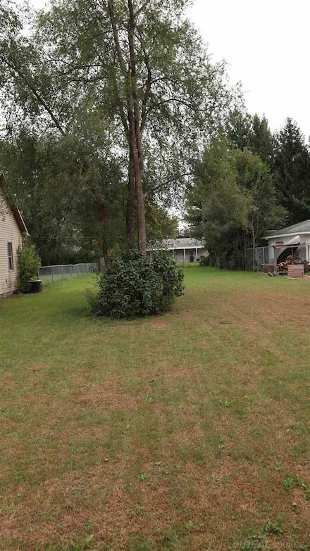 0 Greenview Rd, Shelby Charter Township, MI 48317