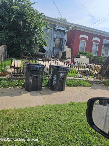 2617 Bank St, Louisville, KY 40212