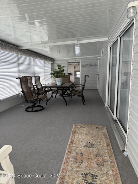 1340 Barefoot Cir, Sebastian, FL 32976