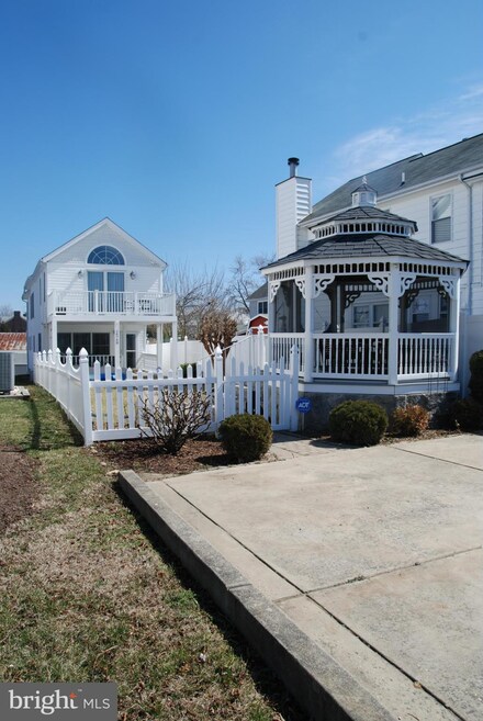 14748 Patuxent Ave, Solomons, MD 20688