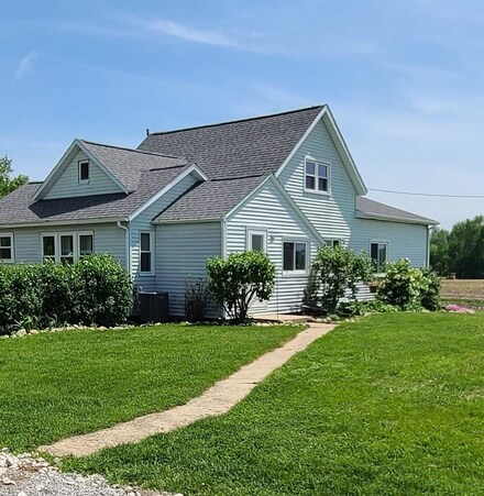 3242 N 925 E, Pierceton, IN 46562