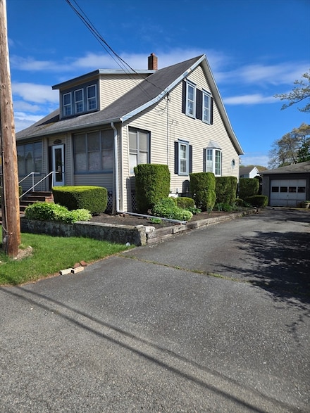 954 Glen St, New Bedford, MA 02745
