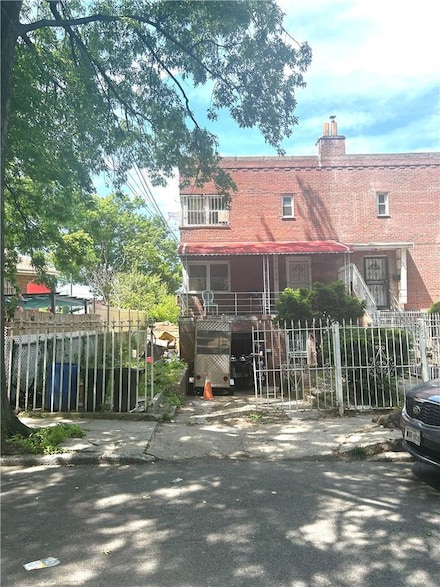 1711 Mansion St, Bronx, NY 10460