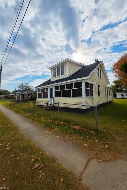 319 King St, Hertford, NC 27944