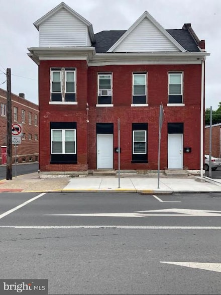 58 Valley St, Lewistown, PA 17044