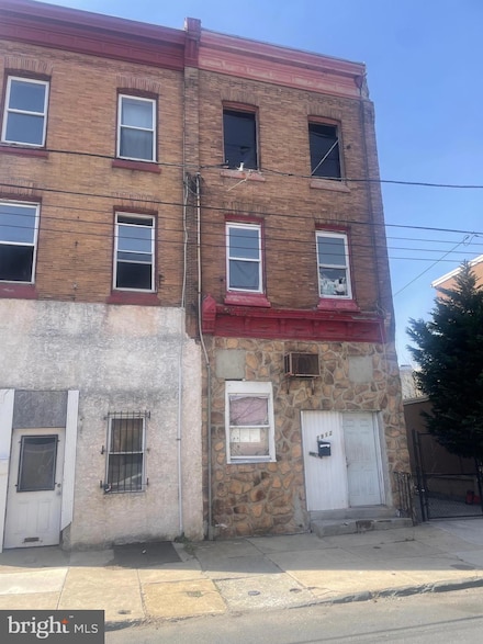 1912 N 31st St, Philadelphia, PA 19121