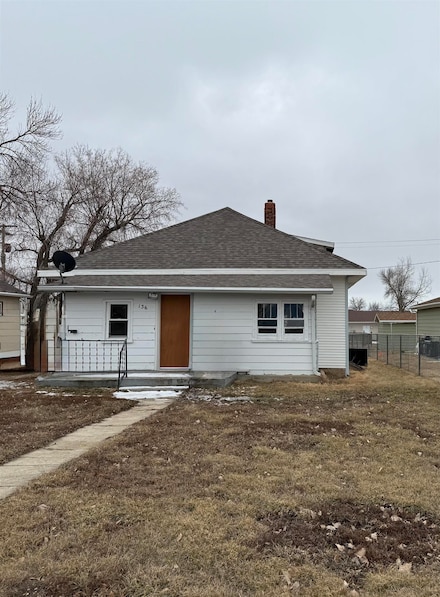 136 3rd Ave NW, Garrison, ND 58540