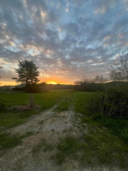 9999 Sweet Water Rd, Berea, KY 40403