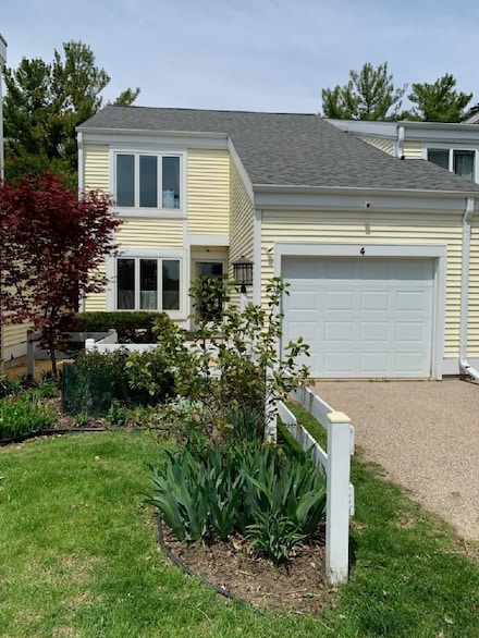 4 Red Cedar Trail, Madison, WI 53717