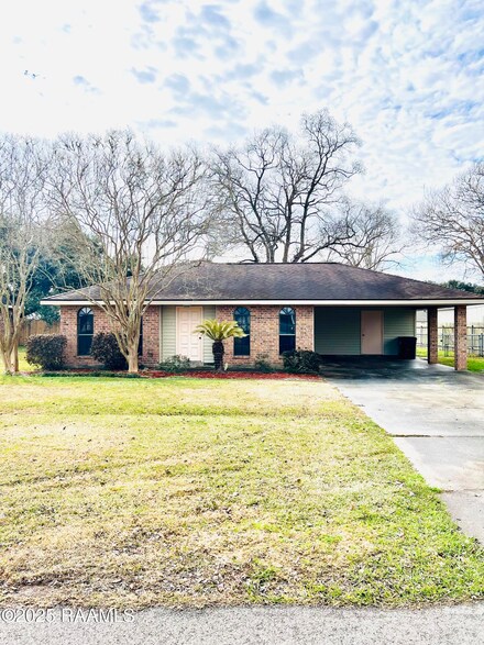 116 Rice Cir, Scott, LA 70583