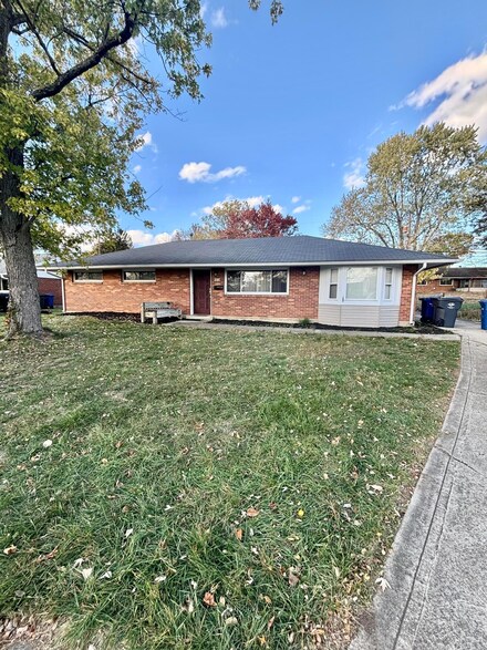 6336 Roselawn Ave, Reynoldsburg, OH 43068