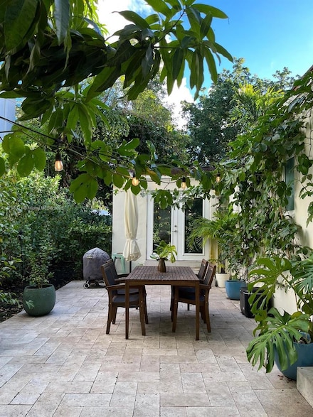 409 Daroco Ave, Coral Gables, FL 33146