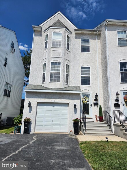 947 Bush St Unit 59, Bridgeport, PA 19405